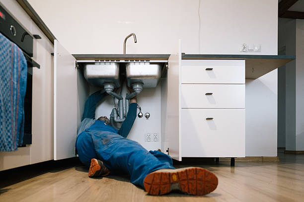 Professional Leak Detection technician working in Bonham, TX